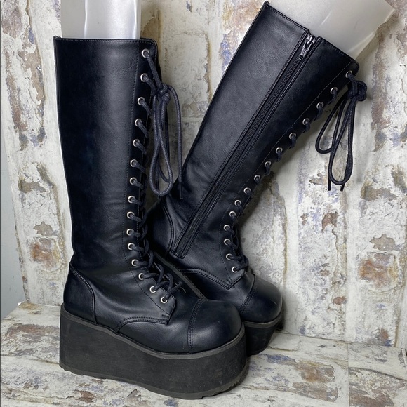 Demonia Shoes - Demonia Trashville Boots 502
